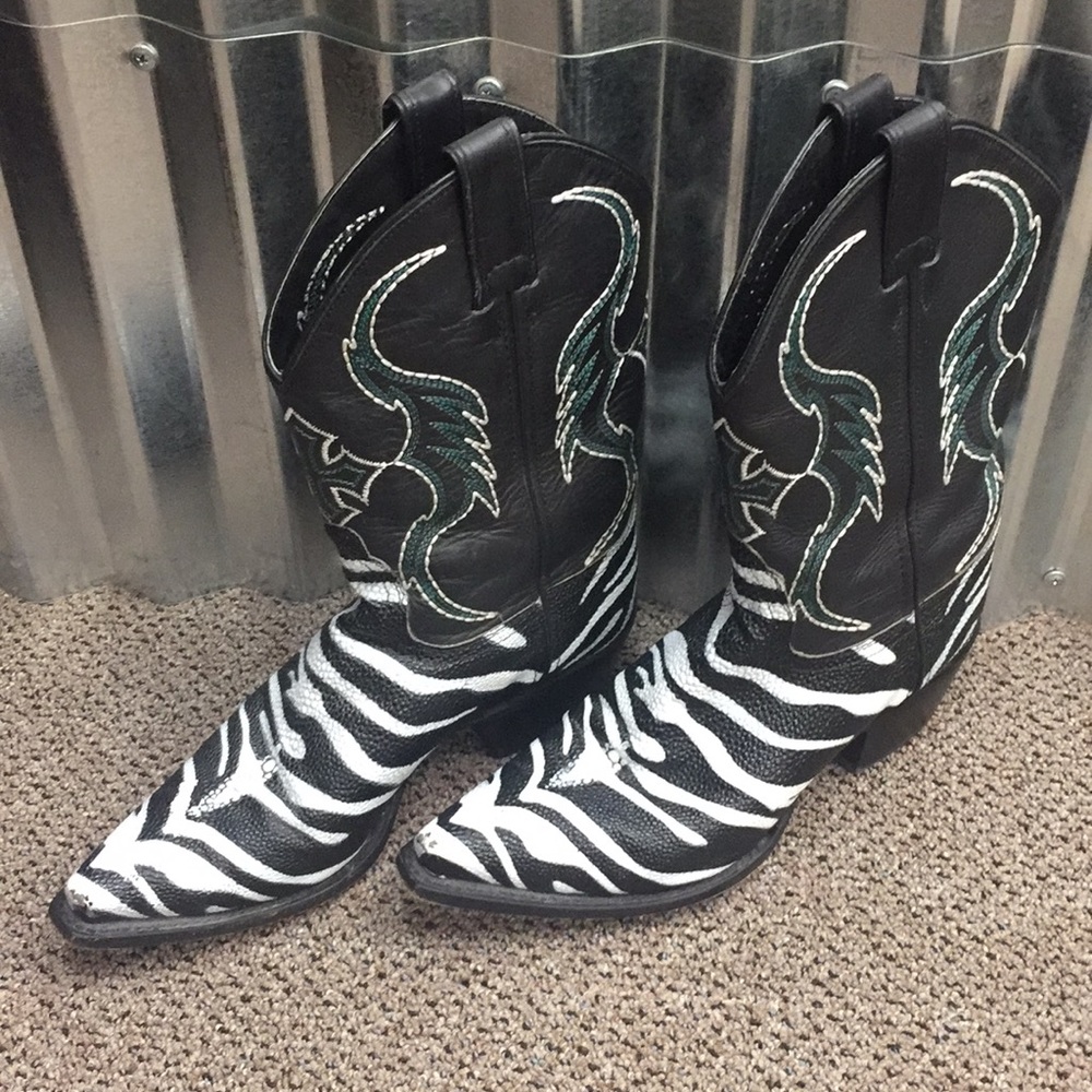 Nocona zebra print boots